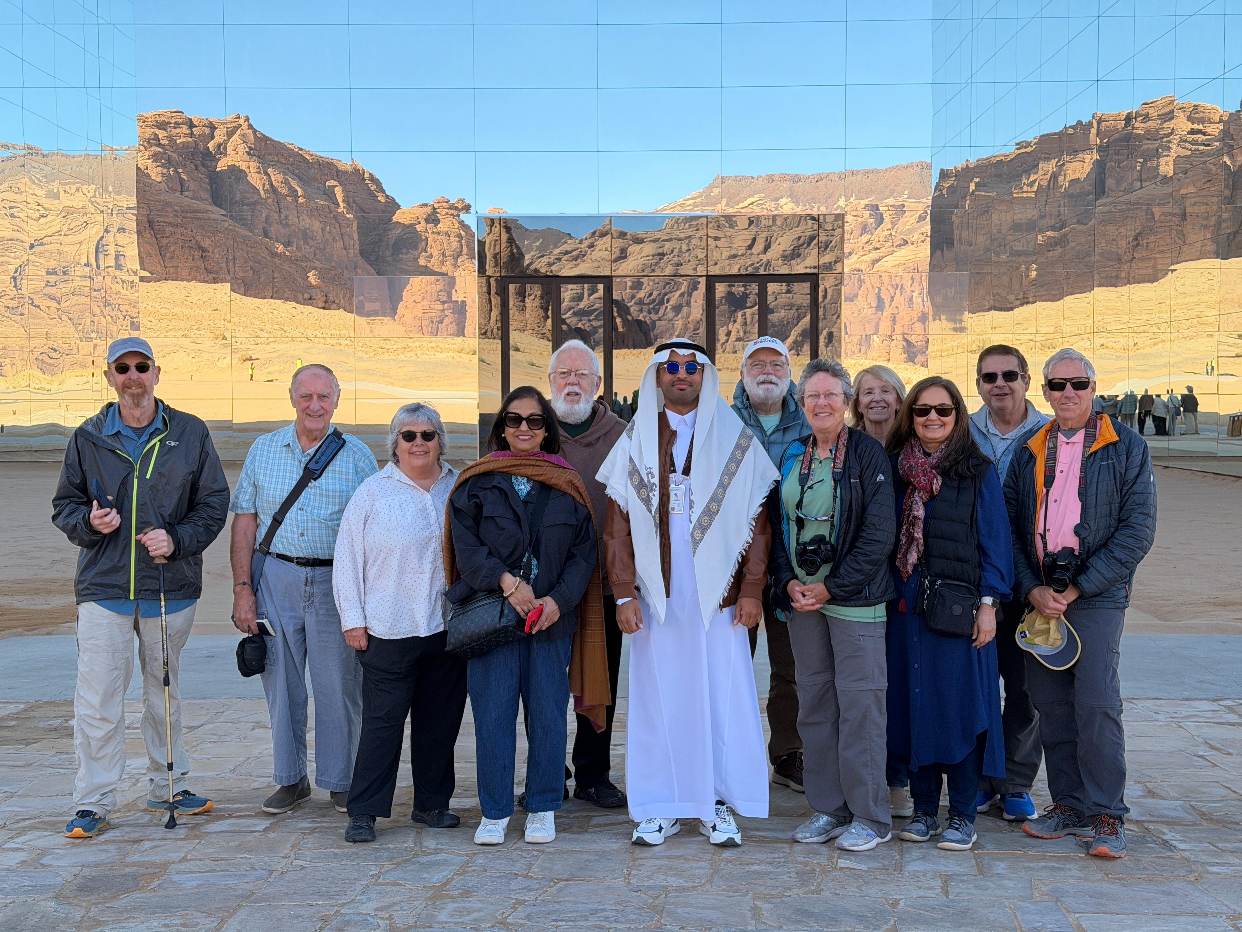From Madinah: 2-Day Private AlUla Tour with Hegra & Hotel — guided tour in Alula
