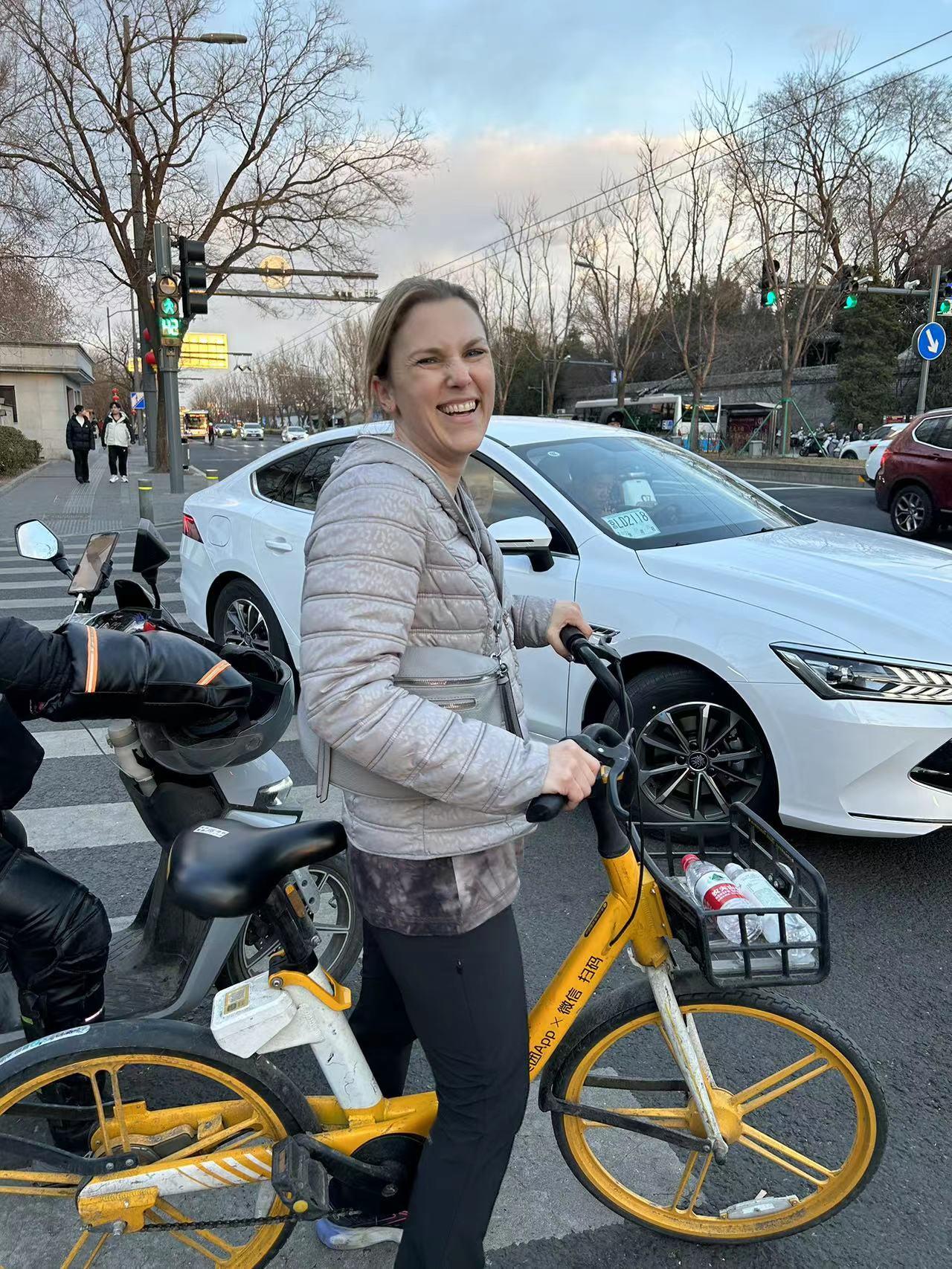 Private Beijing Bike Tour with Hutong Food Tasting Spree