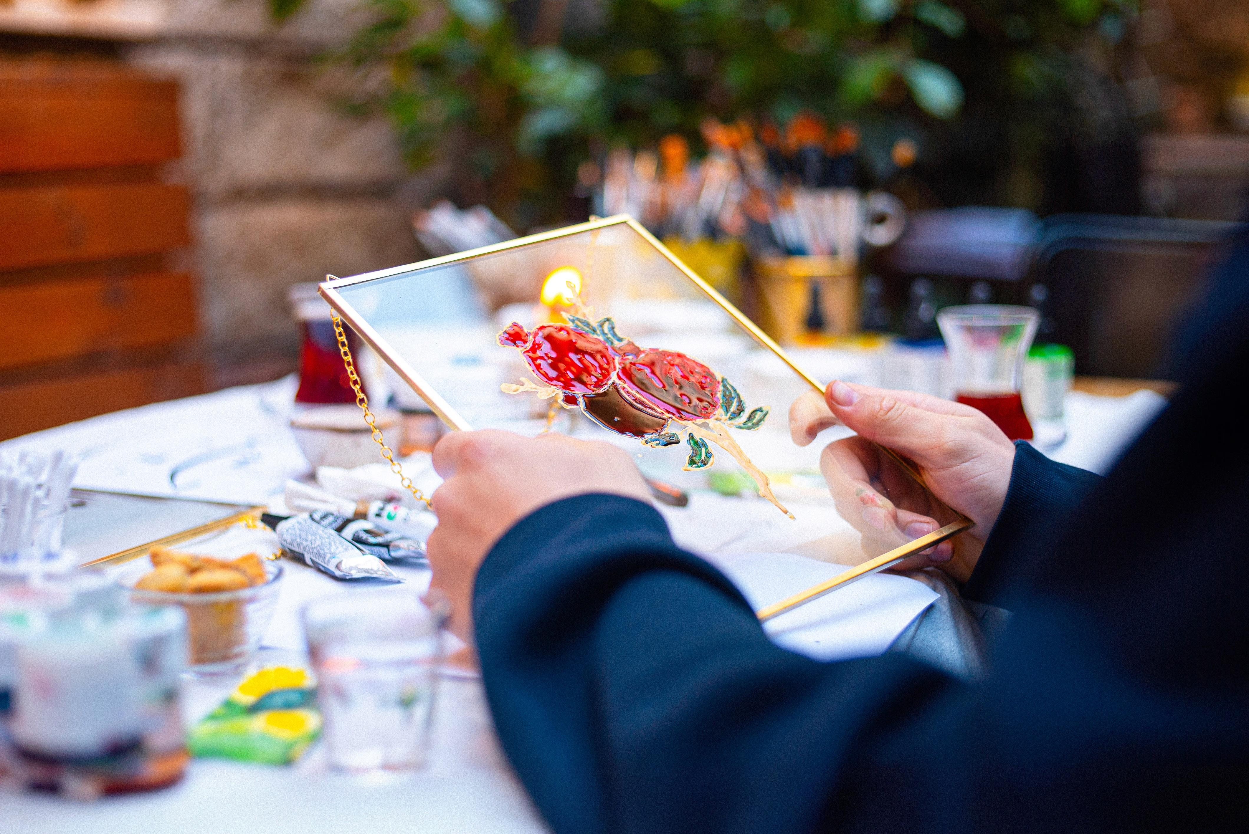 Istanbul: Traditional Stained Glass Painting Workshop