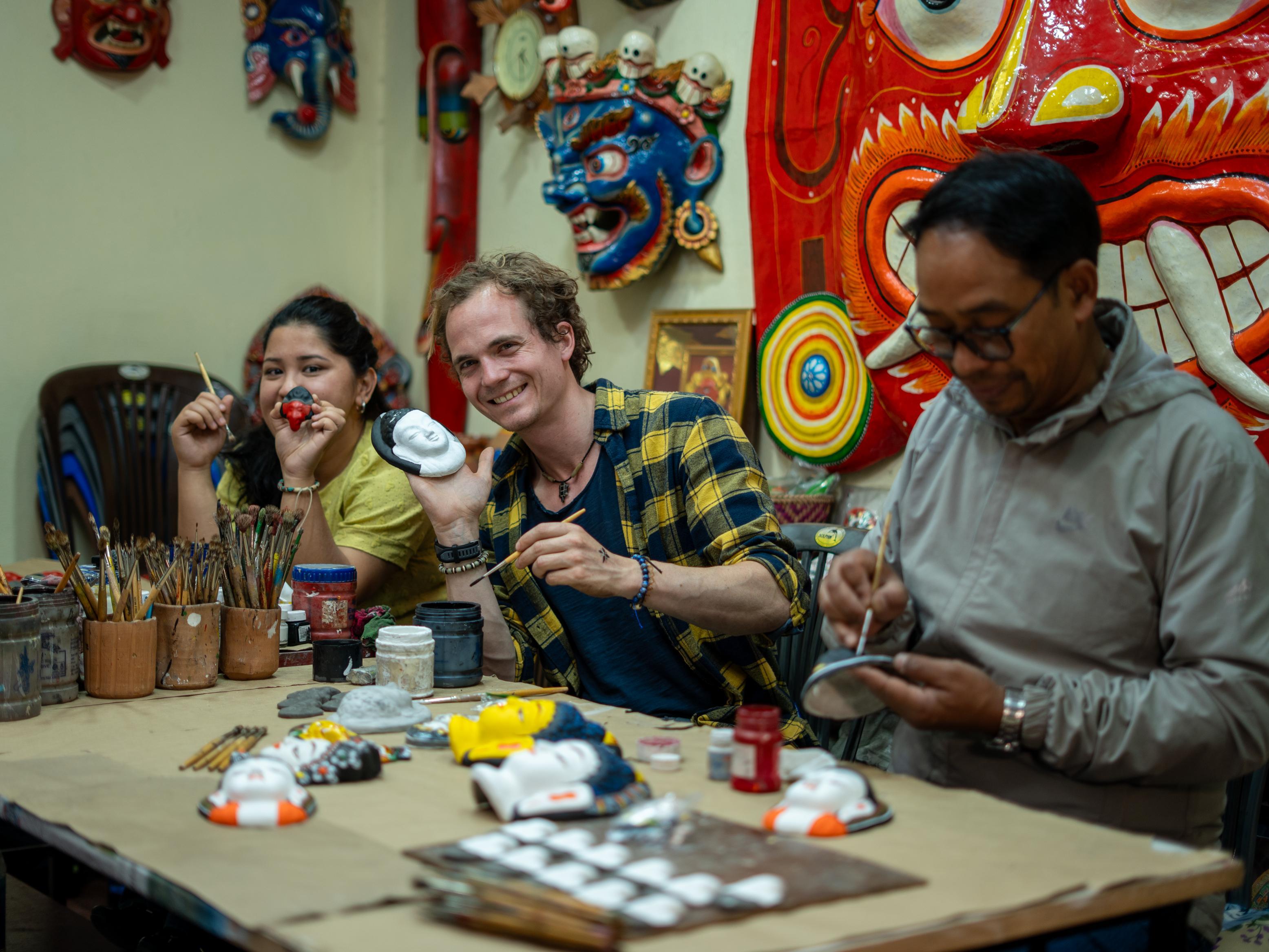Kathmandu: Thimi Pottery, Mask Painting & Cooking Tour