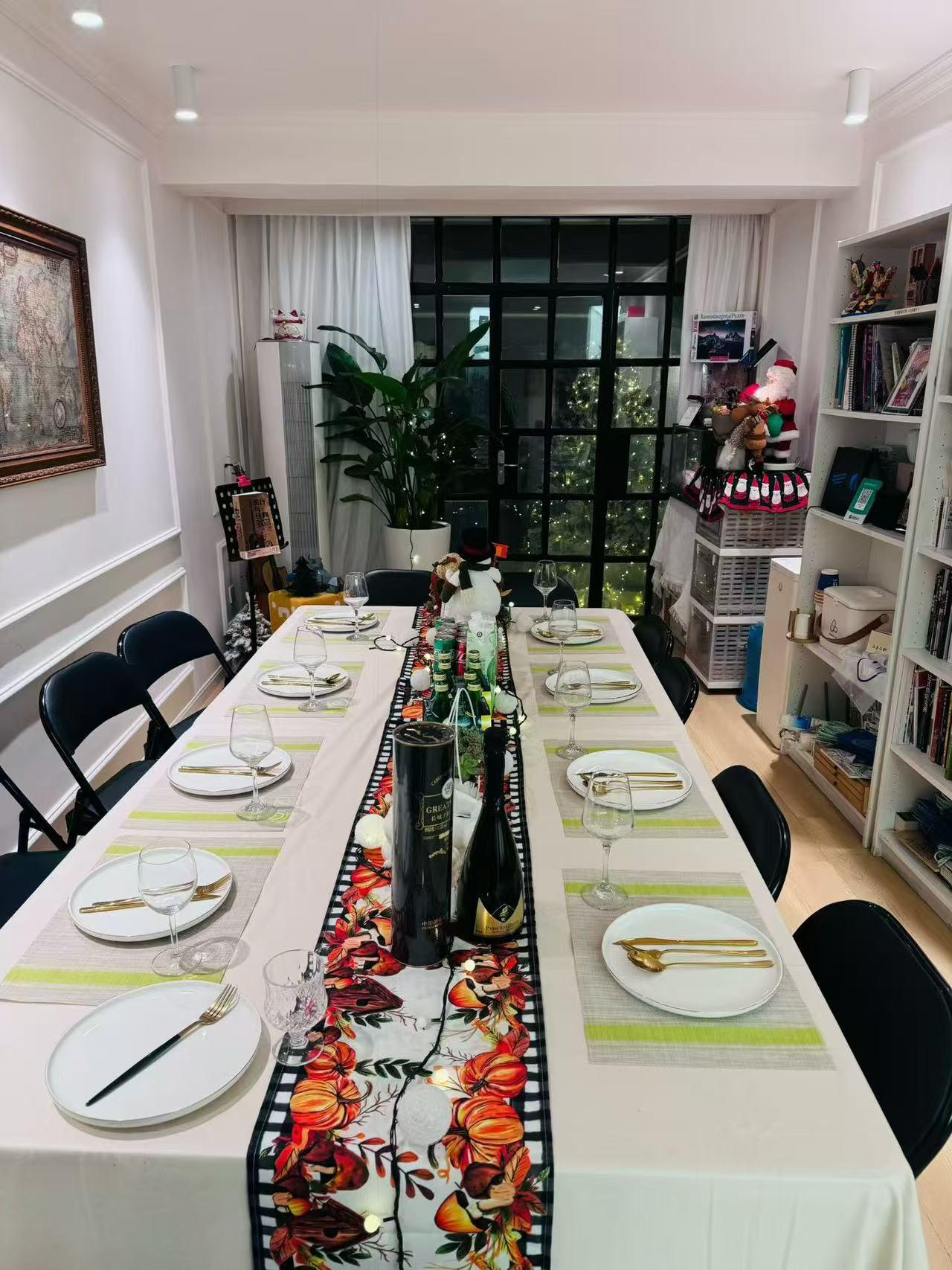 Shanghai: Home Dinner, Tea & Snack Tasting with Locals 2