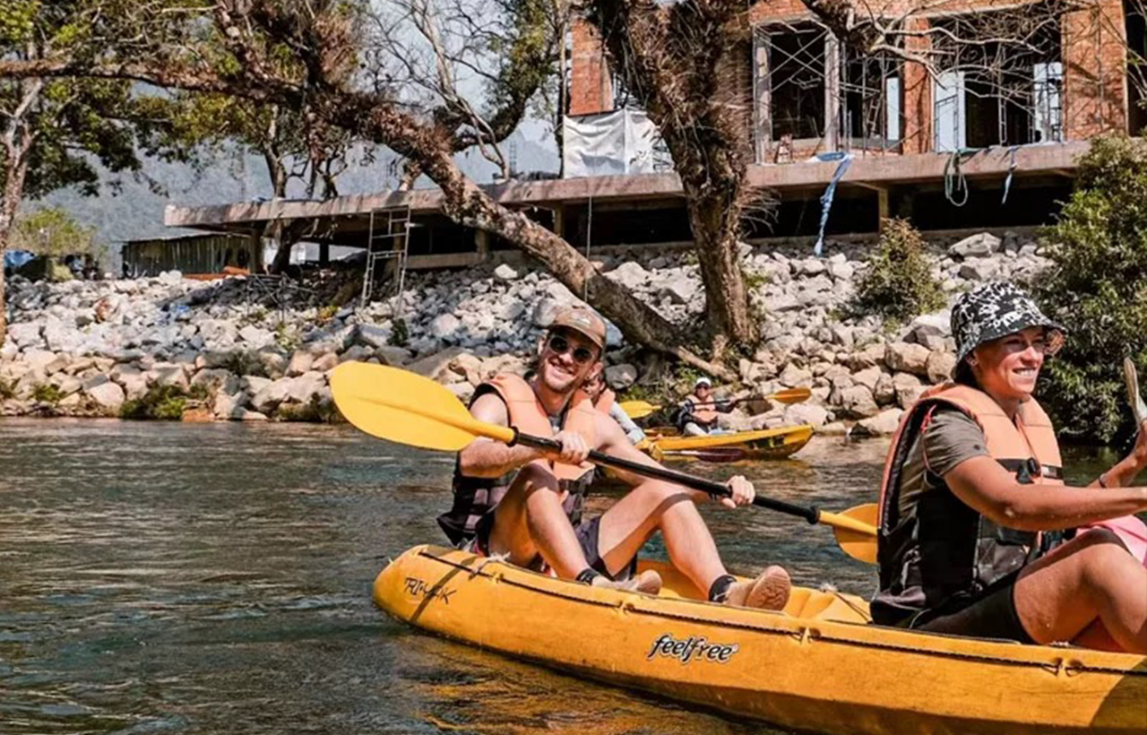 Vang Vieng:Kayaking&Water Cave&Tham Chang Cave&Blue Lagoon 2 3