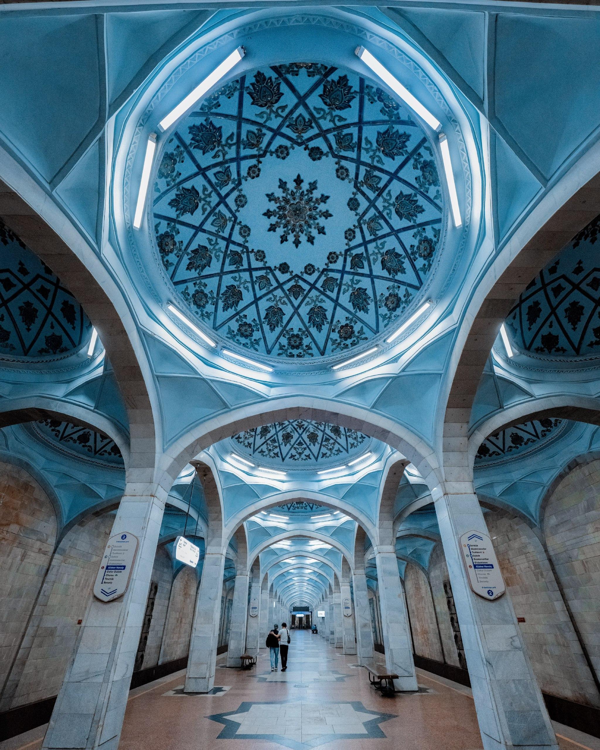Tashkent: Private Walking and Metro City Tour 2