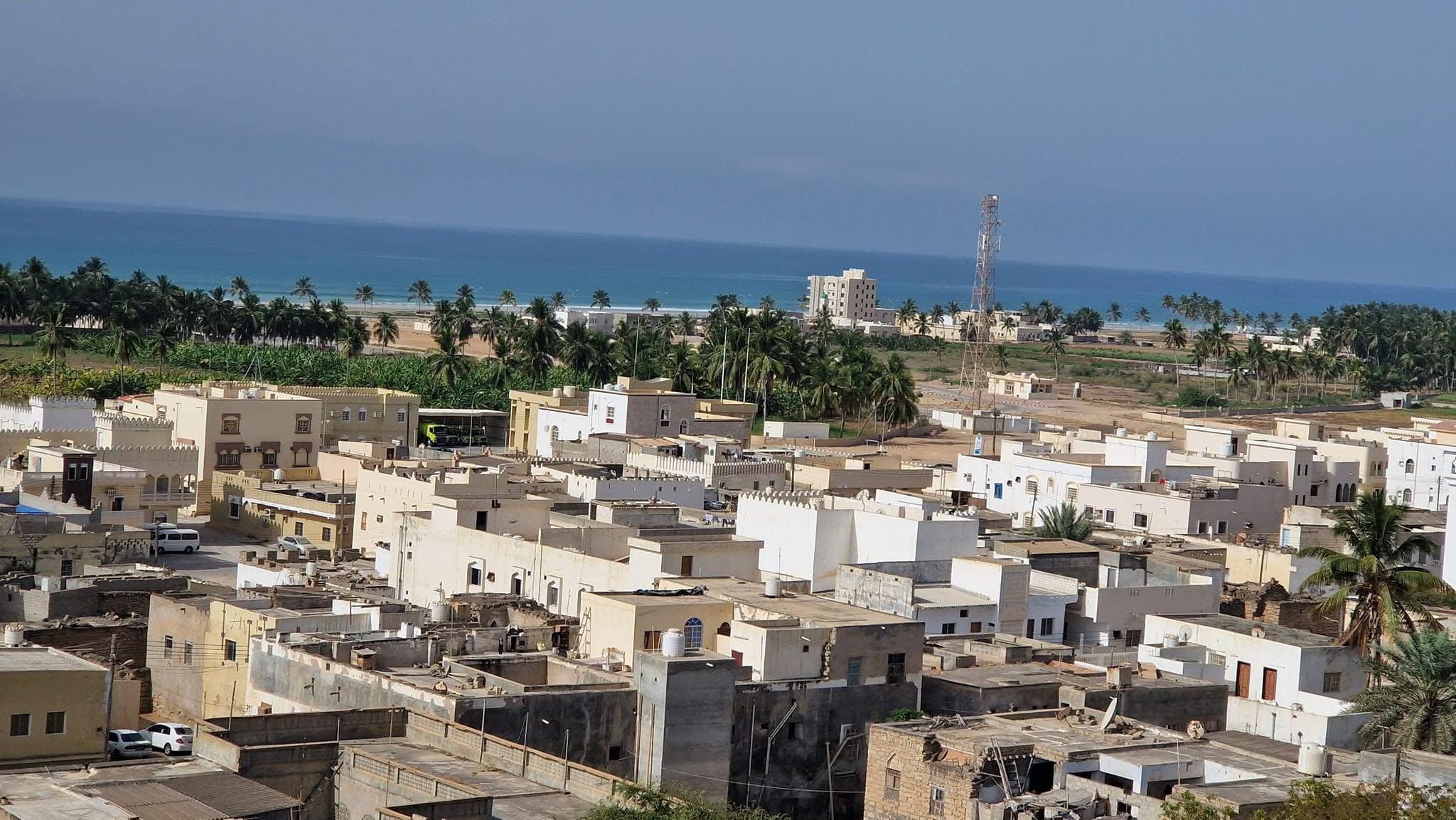 East Salalah by Day & Night: Camels, Waterfalls & Souqs Tour 3