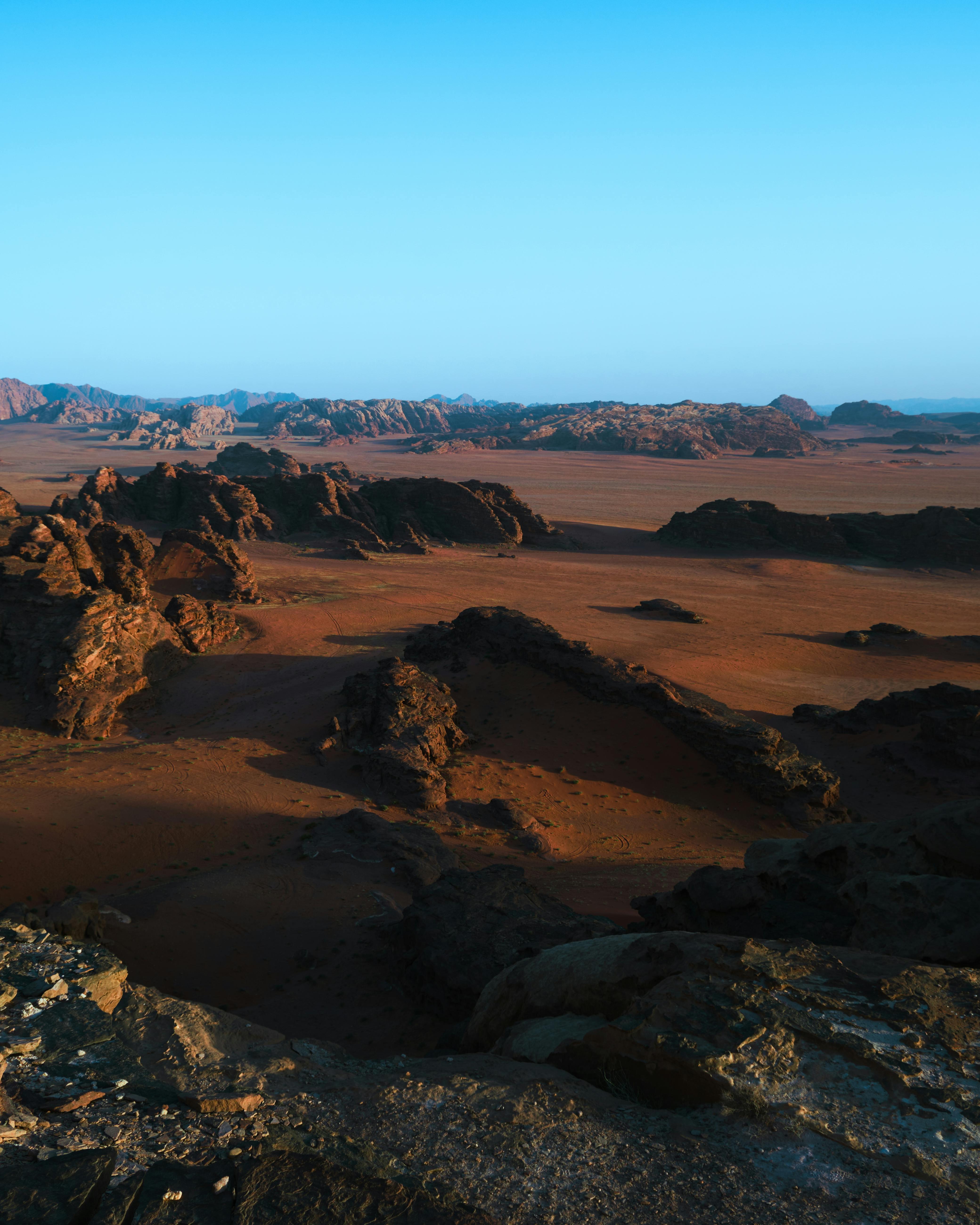 Wadi Rum: Jebel Hash Hike, Jeep Tour, Lunch & Stargazing 2