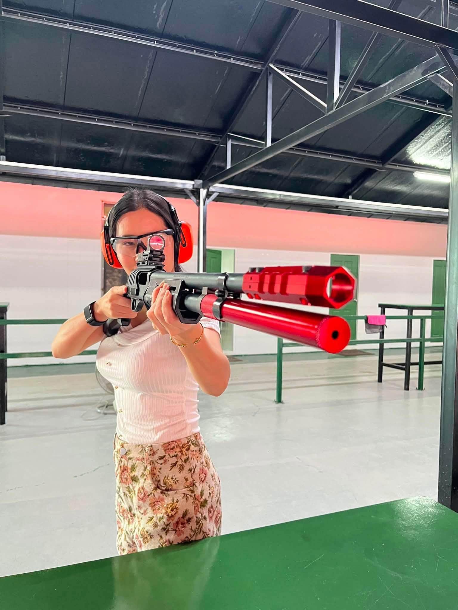 Cebu: Shooting Range Experience with Hotel Pickup & Photos