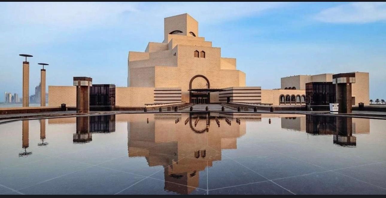 Doha: Tour of Souq Waqif, Katara, Pearl, Museum & Cornishe 3