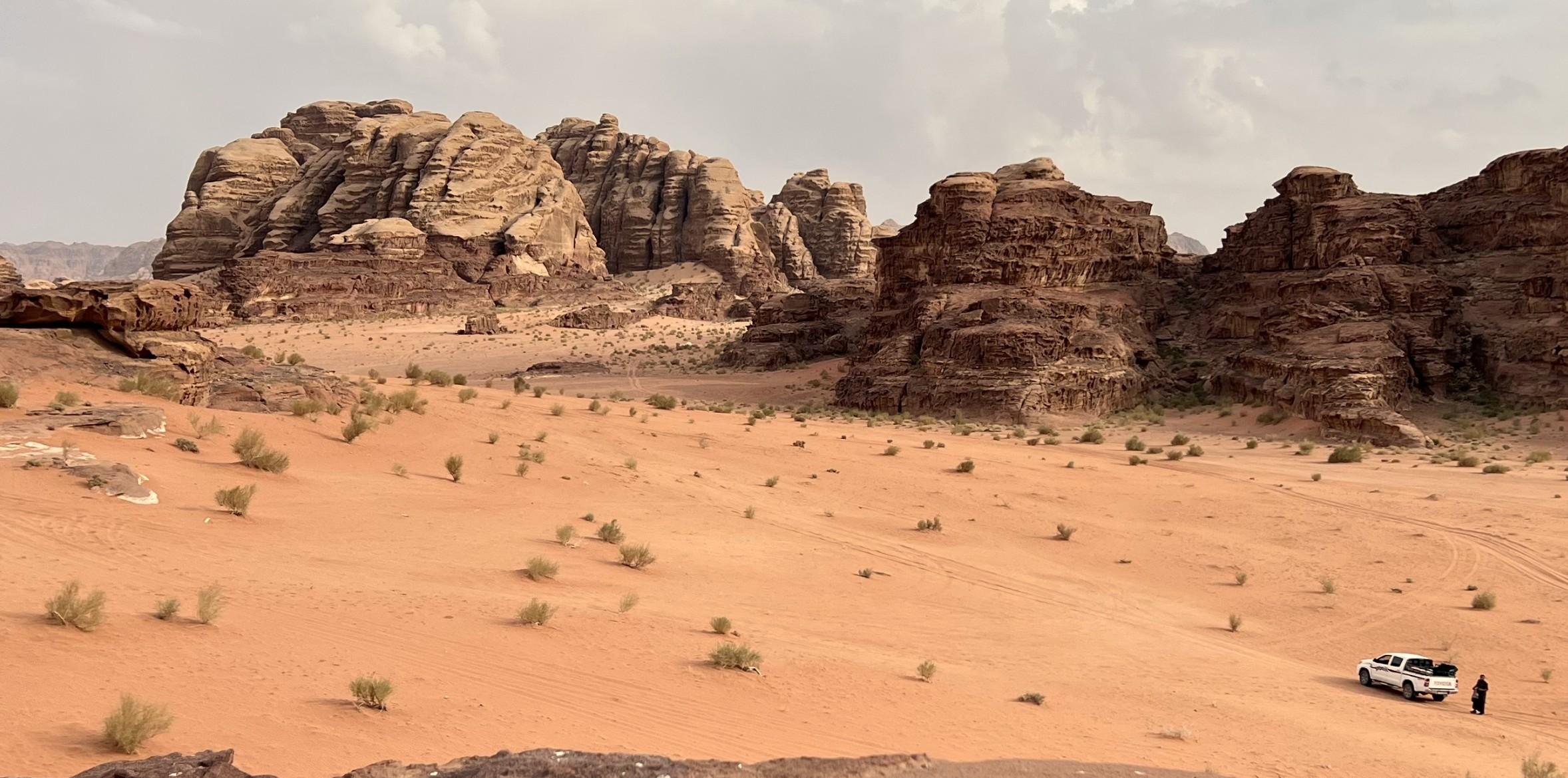 Desert Secret: Four Hour Private Jeep Tour with Bedouin