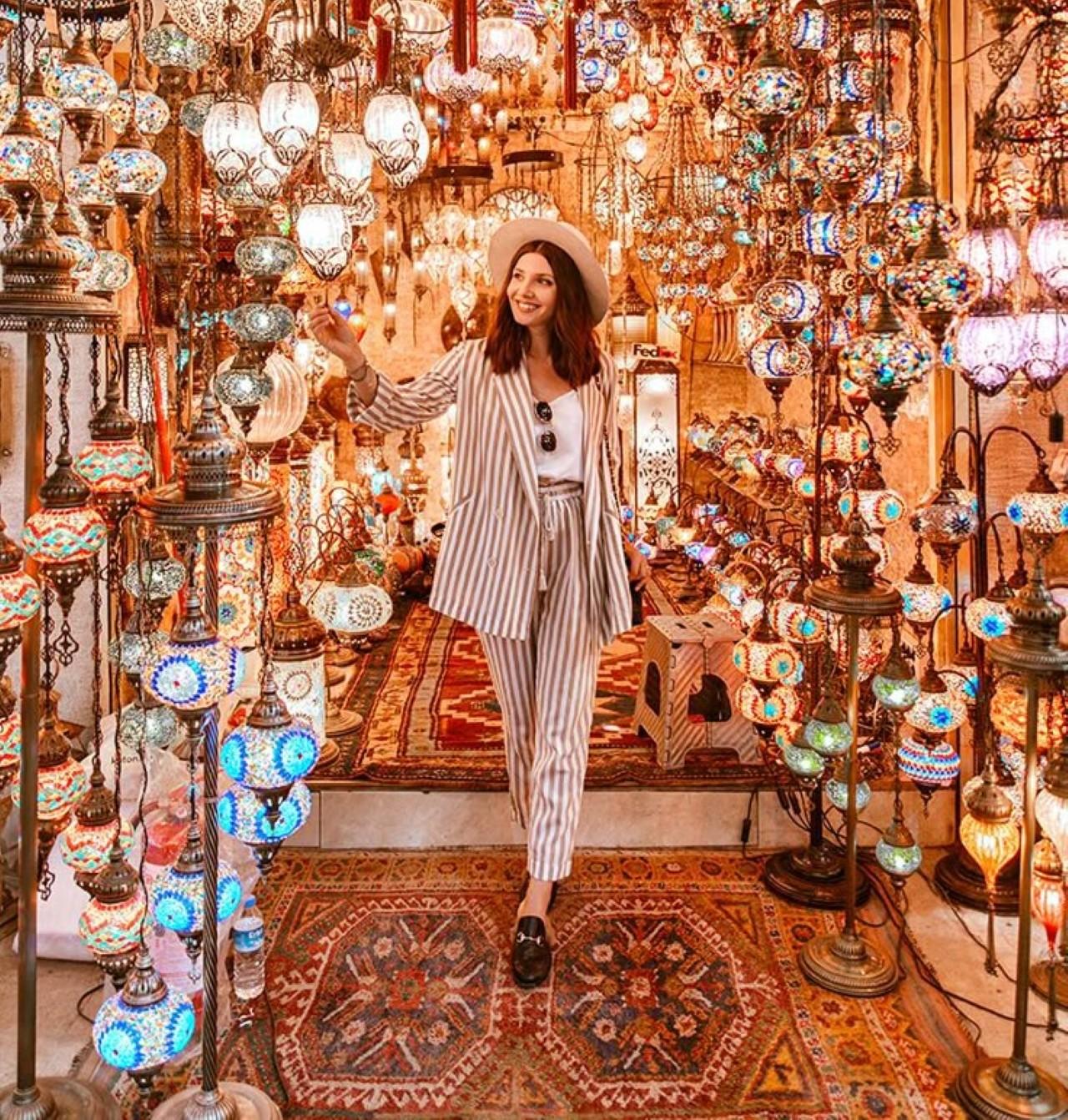 Delhi: Authentic Shopping Tour For Gems, Jewellery & Fabric 2