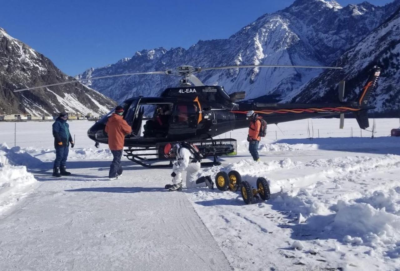 Tbilisi: Kazbegi Helicopter Tour with Buggy Ride 3