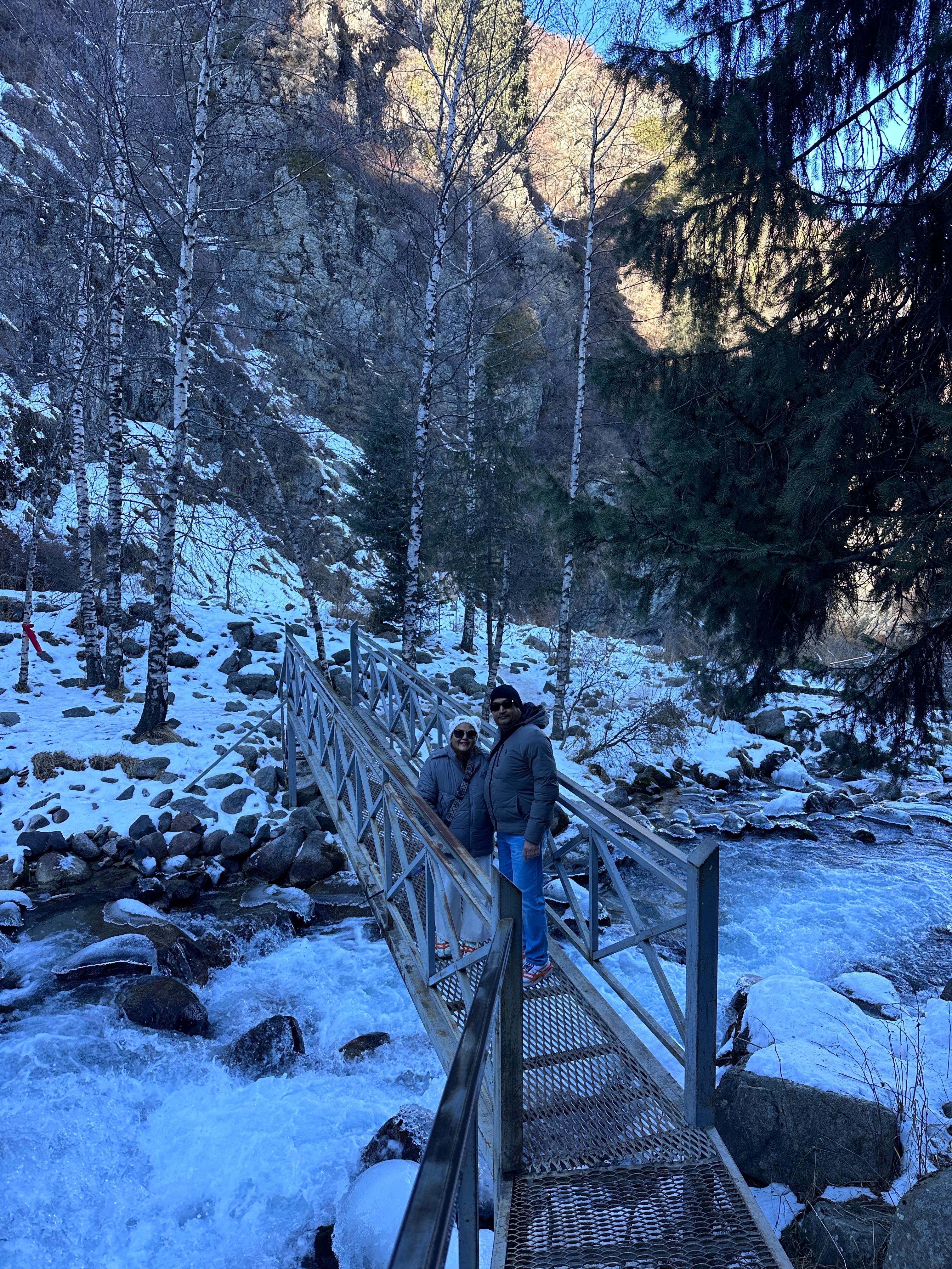Big Almaty Gorge: Group Tour to Ayusai, Almarasan & Park 2