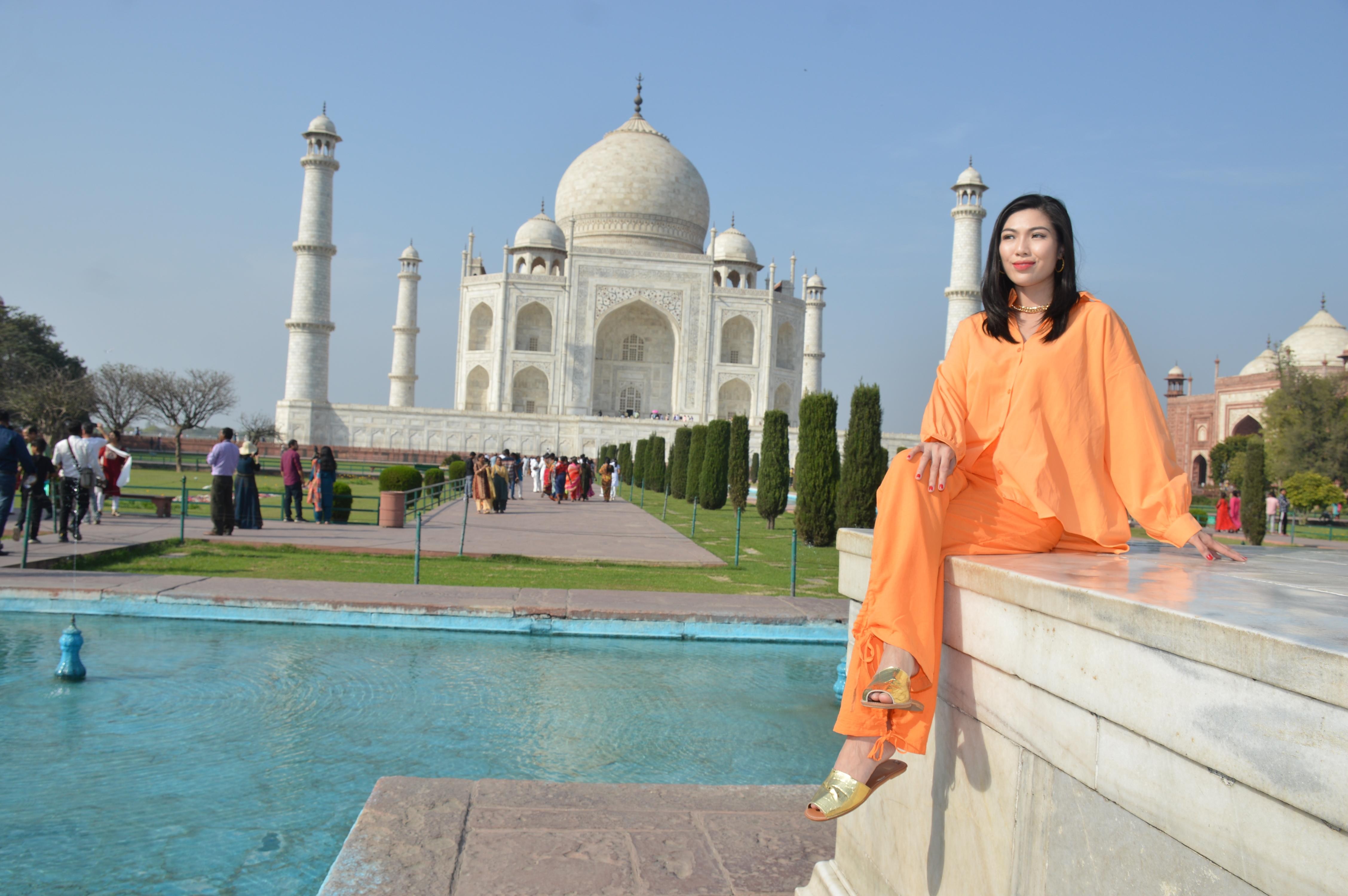 From Delhi: Taj mahal & Agra Fort Tour With Metro Experience 2
