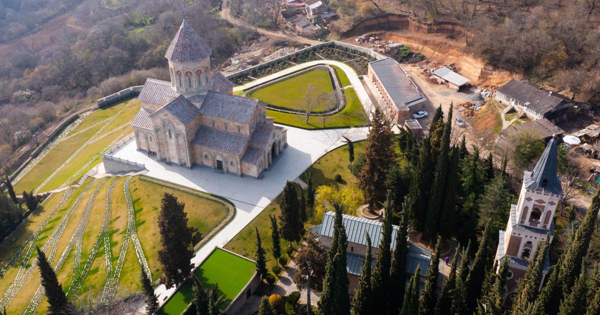 From Tbilisi: Kakheti Day Trip with Wine and Chacha Tasting