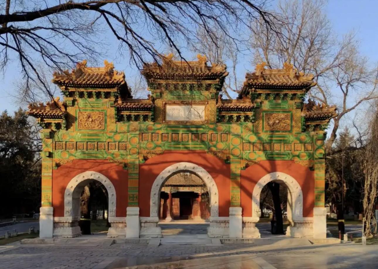 Beijing: Lama Temple, Confucius Temple & Hutong Tea Tour
