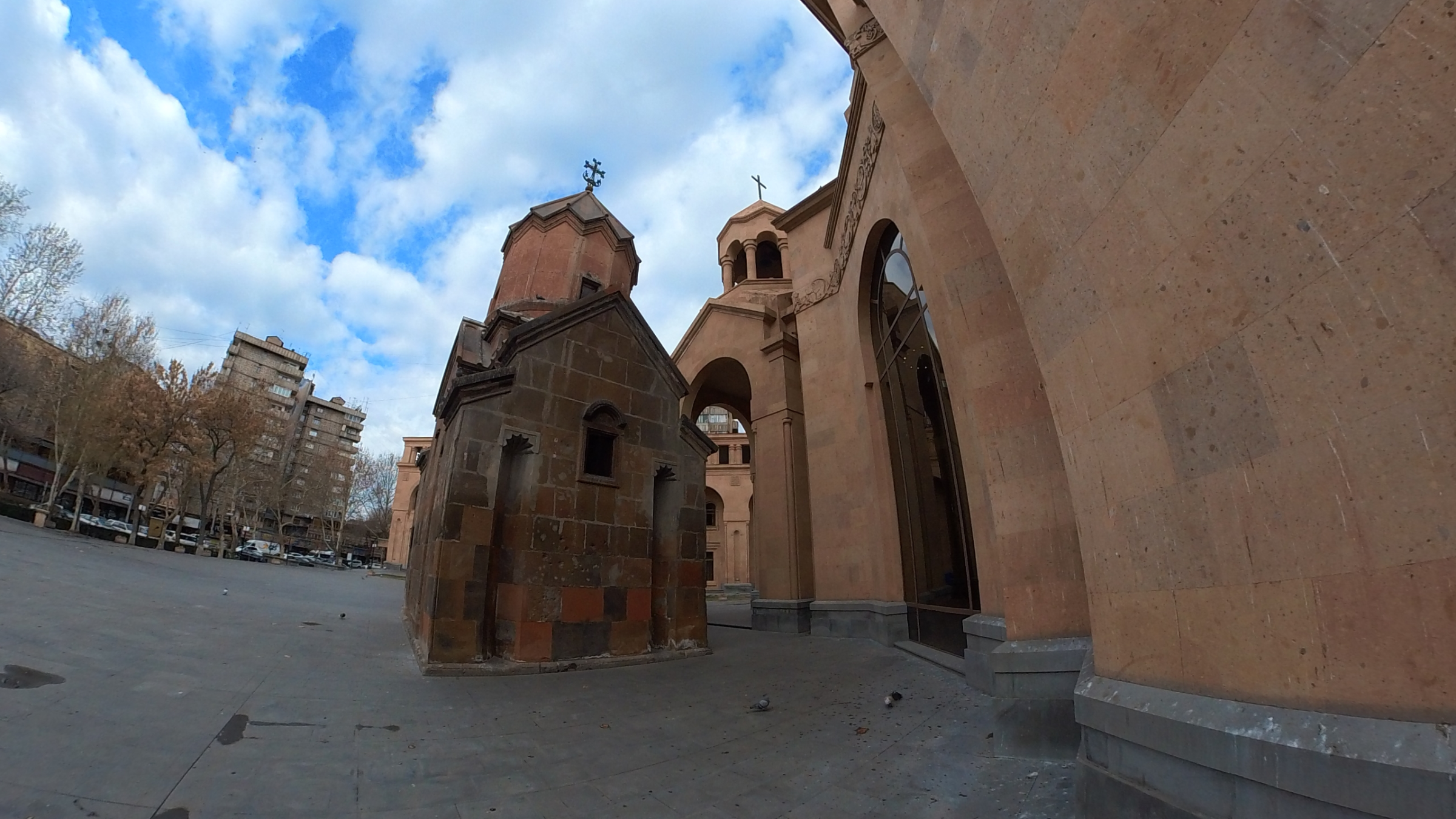 Yerevan: Medieval Churches and Mosques. Walking Tour 3