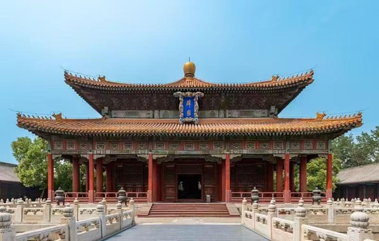 Beijing: Confucius Temple Guozijian Ticket with Audio Guide