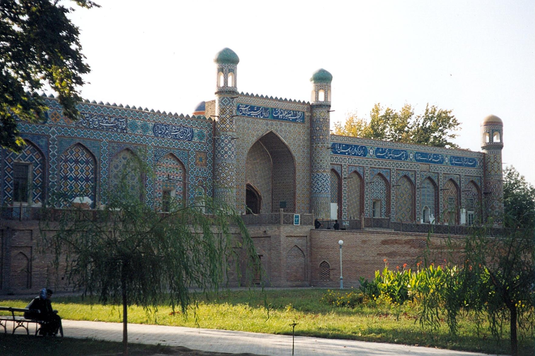 From Tashkent: One-Day Fergana Valley 3-City Tour