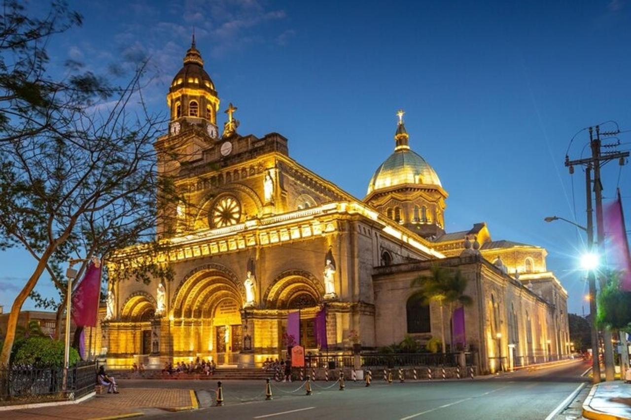 Manila : Best Street Food Tour With A Local Guide