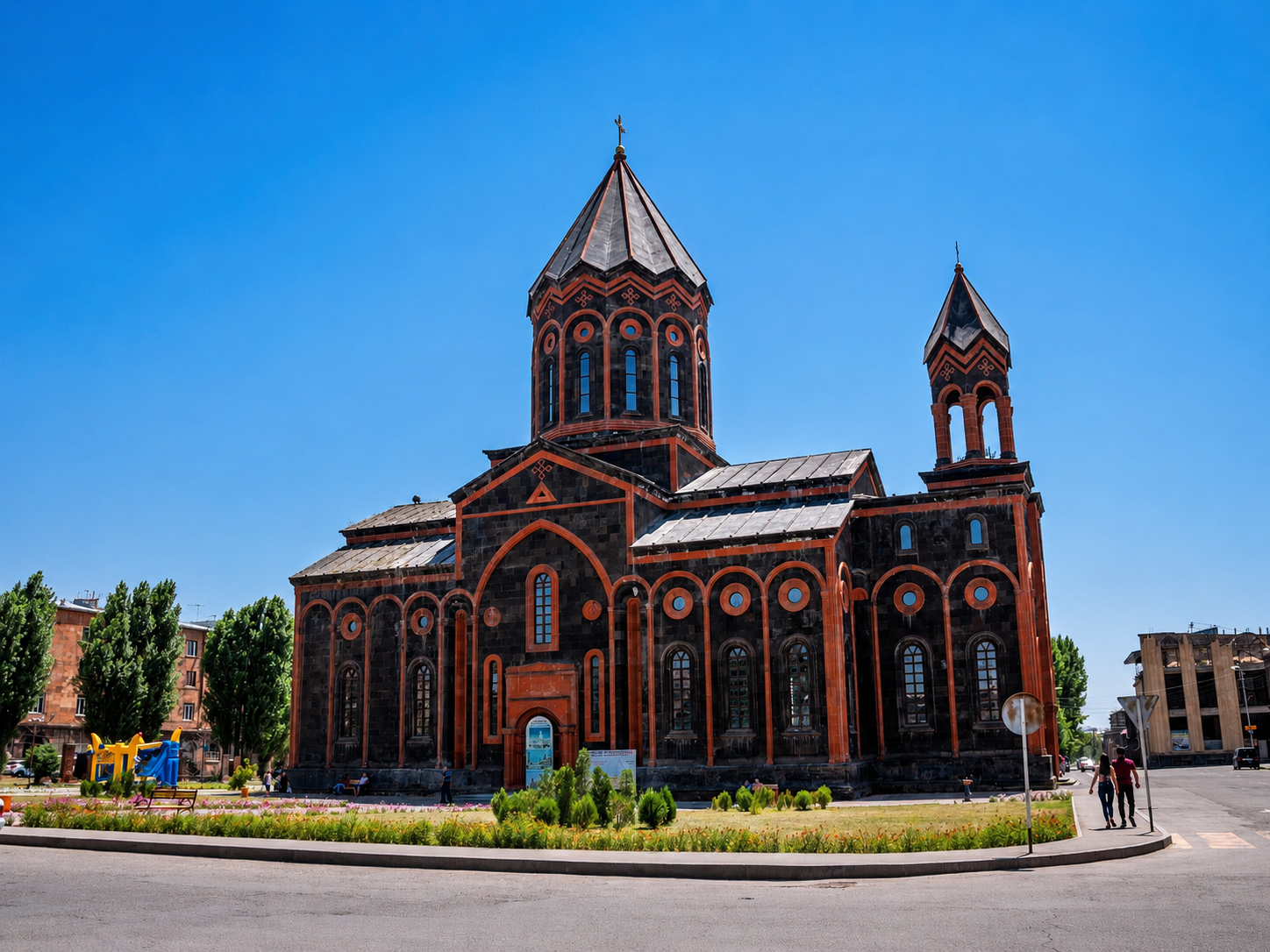 From Yerevan: Gyumri and Churches Guided Day Trip
