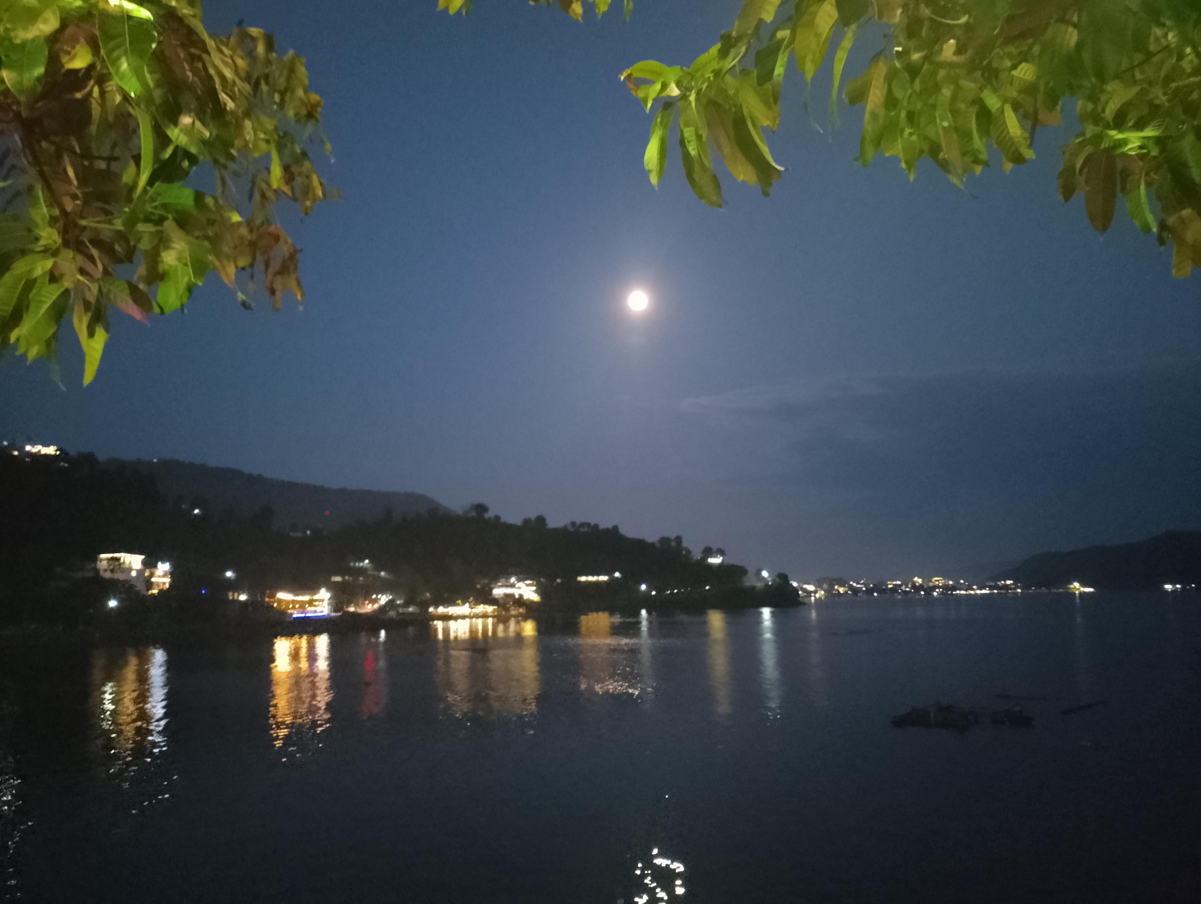 Nepal 5 Day: Pokhara City Tour, Paragliding & Himalayan Hike 2
