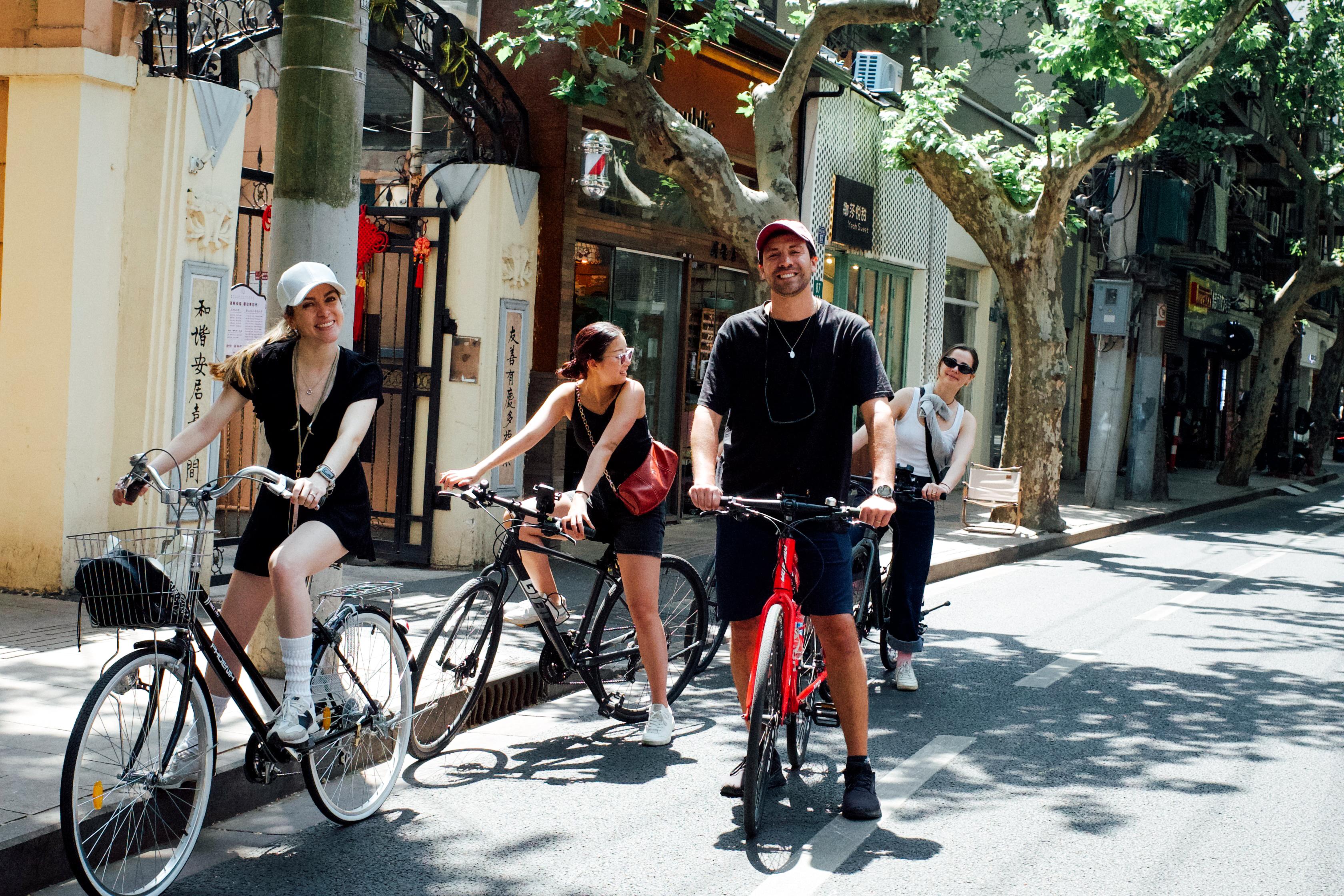 Shanghai: Half-Day Guided Bike Tour with Snacks 3