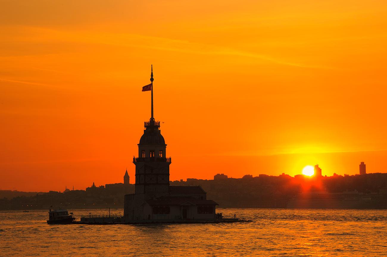 3-Hour Boat Tour with 1 hour break on the Asian Side 2