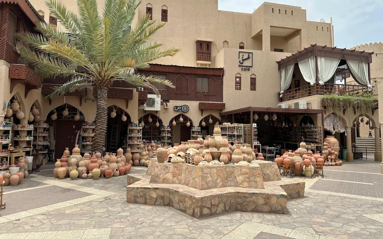 Nizwa: Souq, Fort, Oman Across Ages Museum Day Trip 3