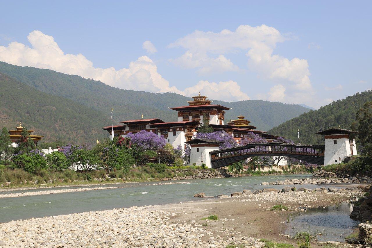 Photography Tour in Thimphu and Dochula Pass 3