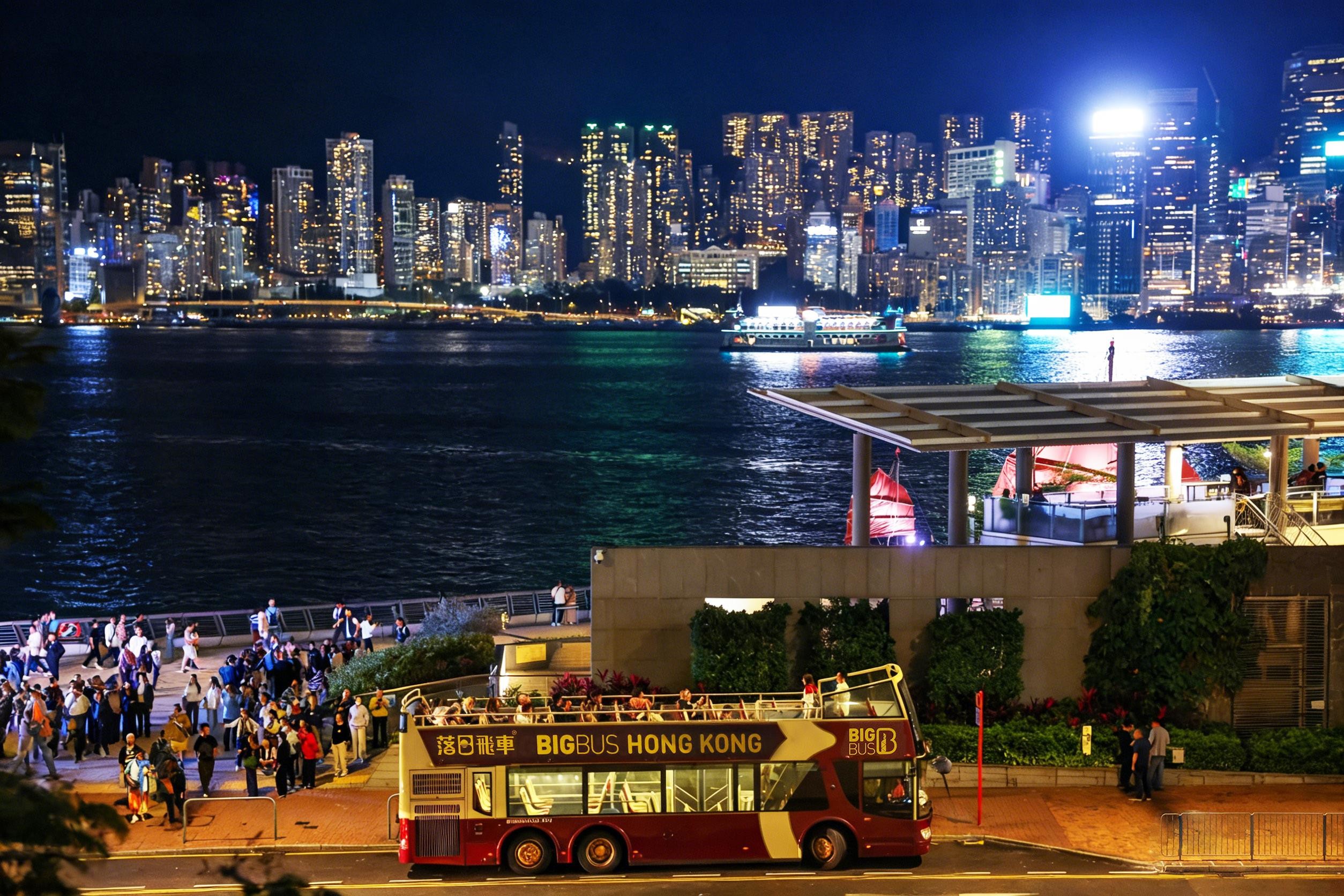 Hong Kong: Panoramic Night Tour of Kowloon by Open-top Bus