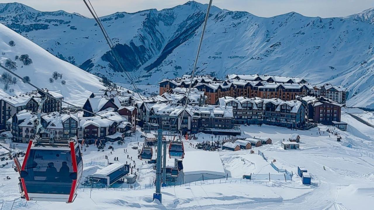 From Tbilisi: Gudauri Ski Resort Private Day Trip
