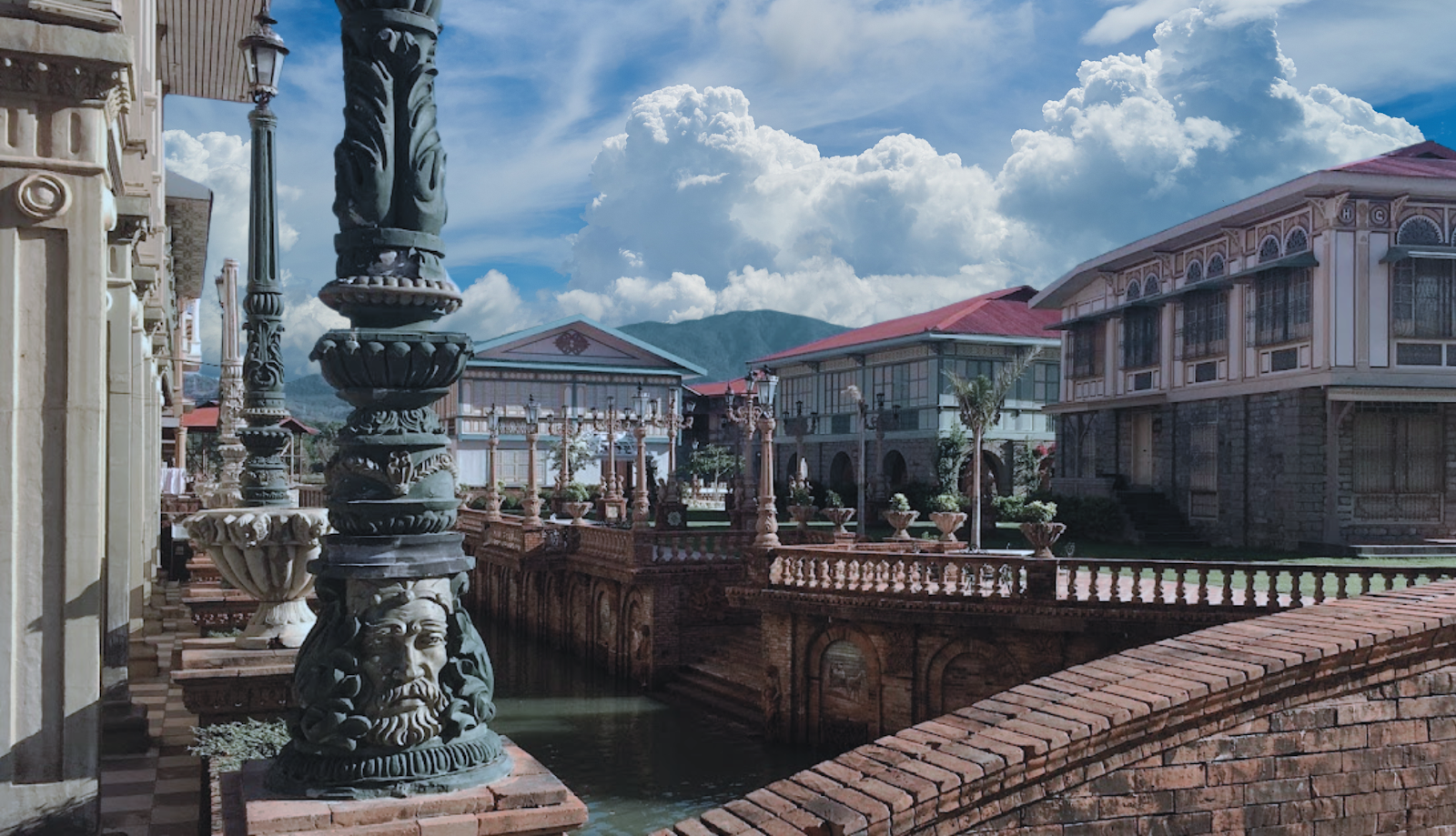 From Manila: Las Casas Filipinas de Acuzar Guided Day Trip 2