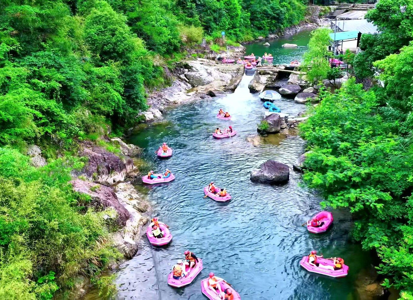 Wuxi: Anji Stream Splashing & River Rafting Private Day Trip