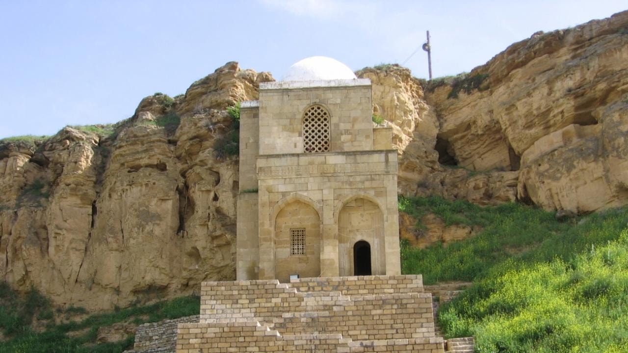 From Baku: Shamakhi City Tour, Alpaca Farm & Meysari Winery 2