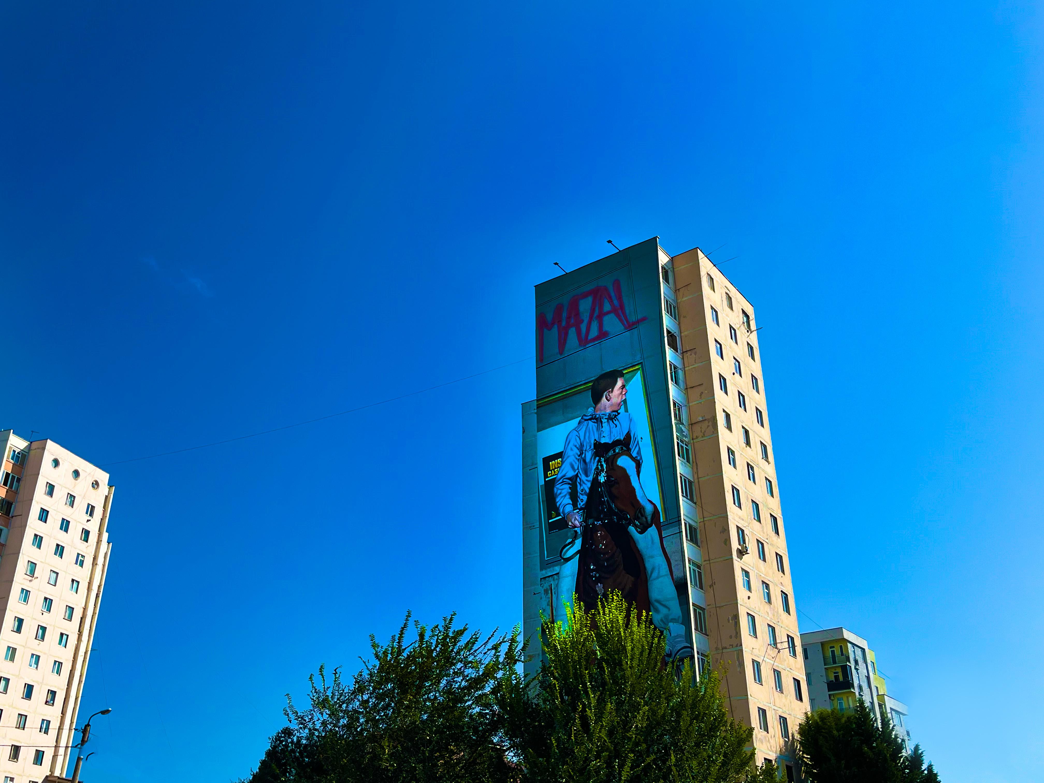 Tbilisi: Soviet Suburbs and Murals Exhibition Guided Tour 3