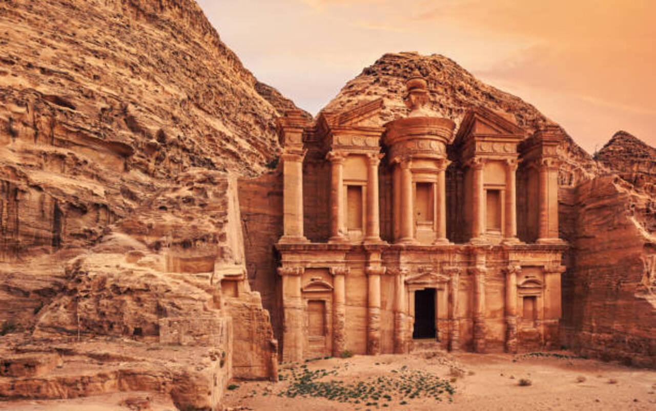 Petra: Early Morning Photography Walk with Guide 3