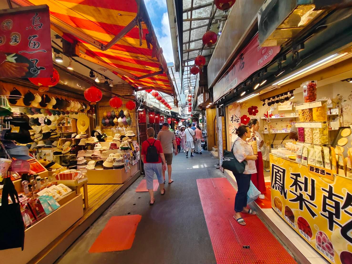 Taipei: Jiufen Half-Day Trip with Guide │Bus Tour 3