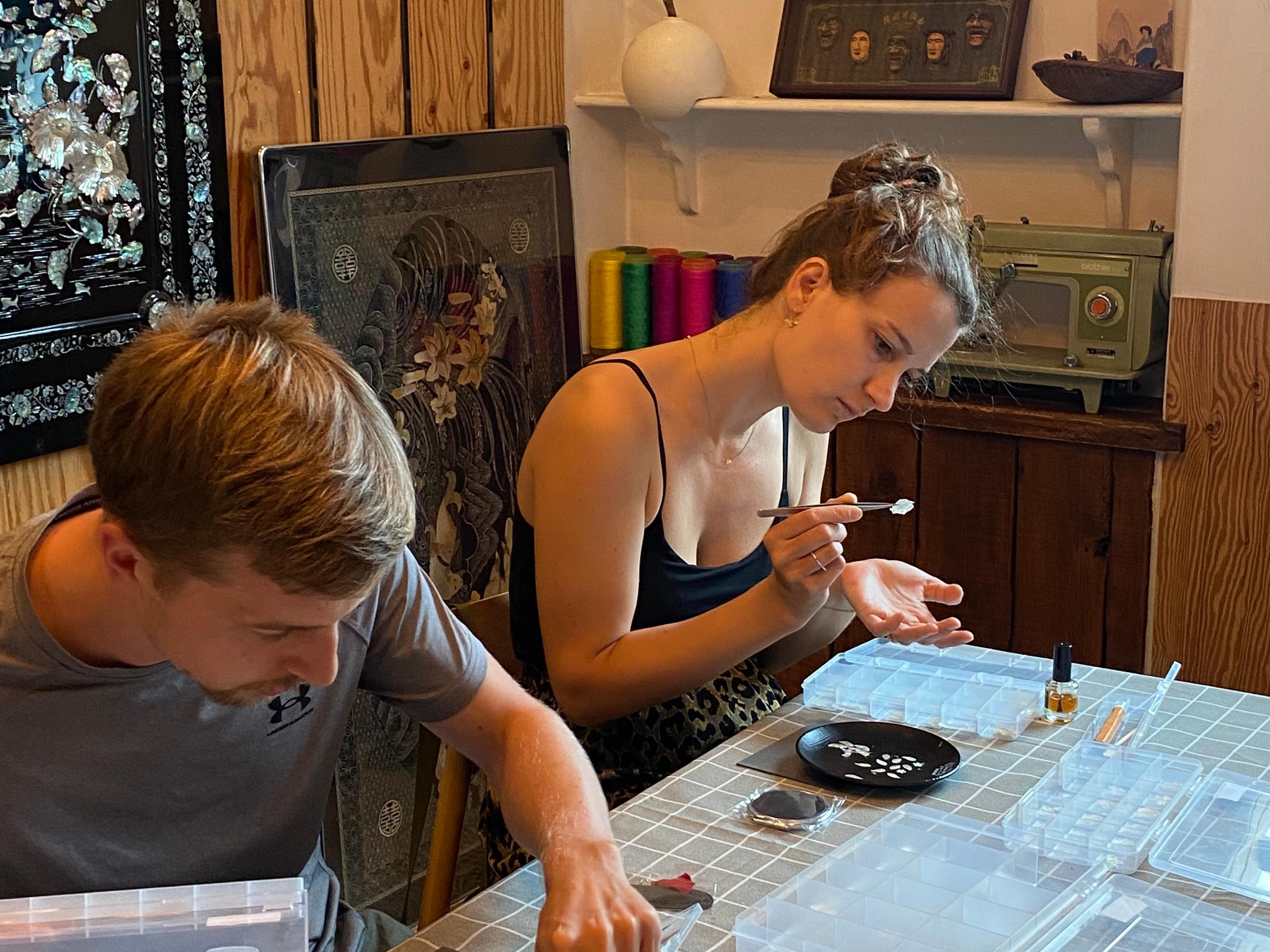 Busan: Najeonchilgi Mother-of-Pearl Craft Class & Korean Tea 3