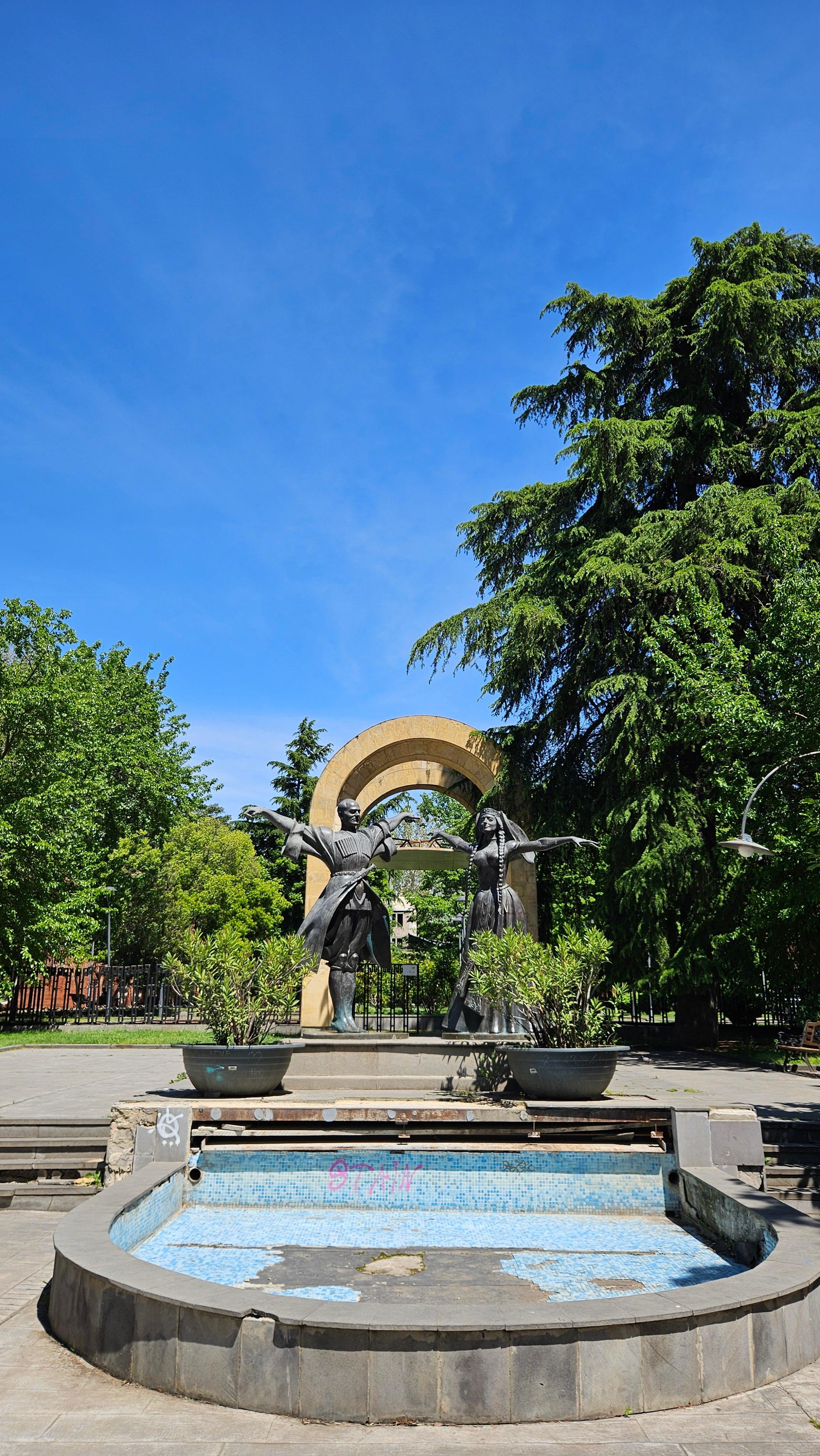 Tbilisi: Neu Tiflis Walking Tour & Sweet Tastings 2