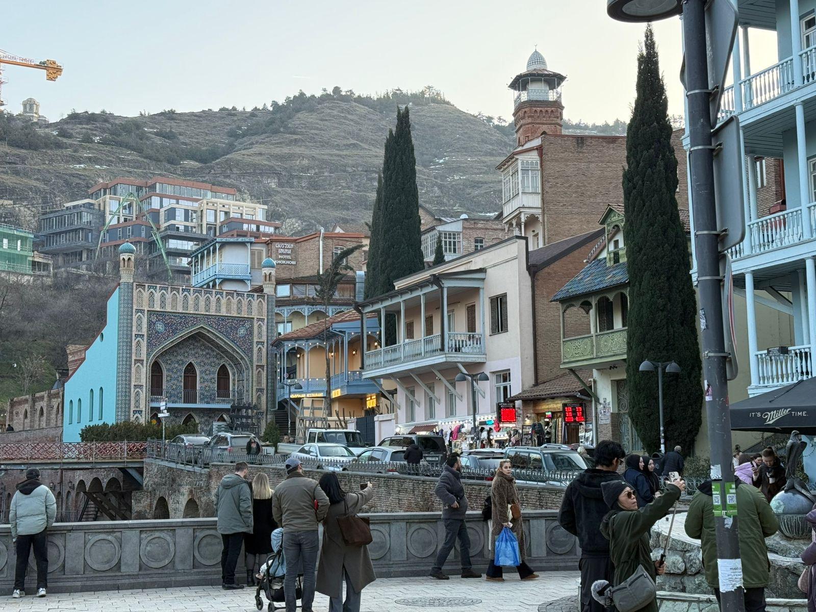 Tbilisi: Old Town Waterfall & Hidden Canyon Walking Tour