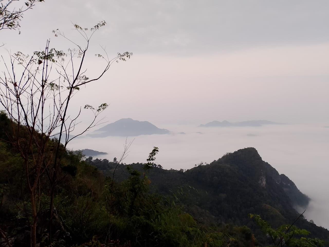 Nong Khiaw: Trekking To Camping Above The Clouds At Pha Deng 3