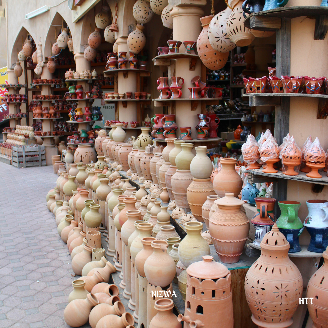 From Muscat: Private Nizwa & Al Hoota Caves Day Tour 2