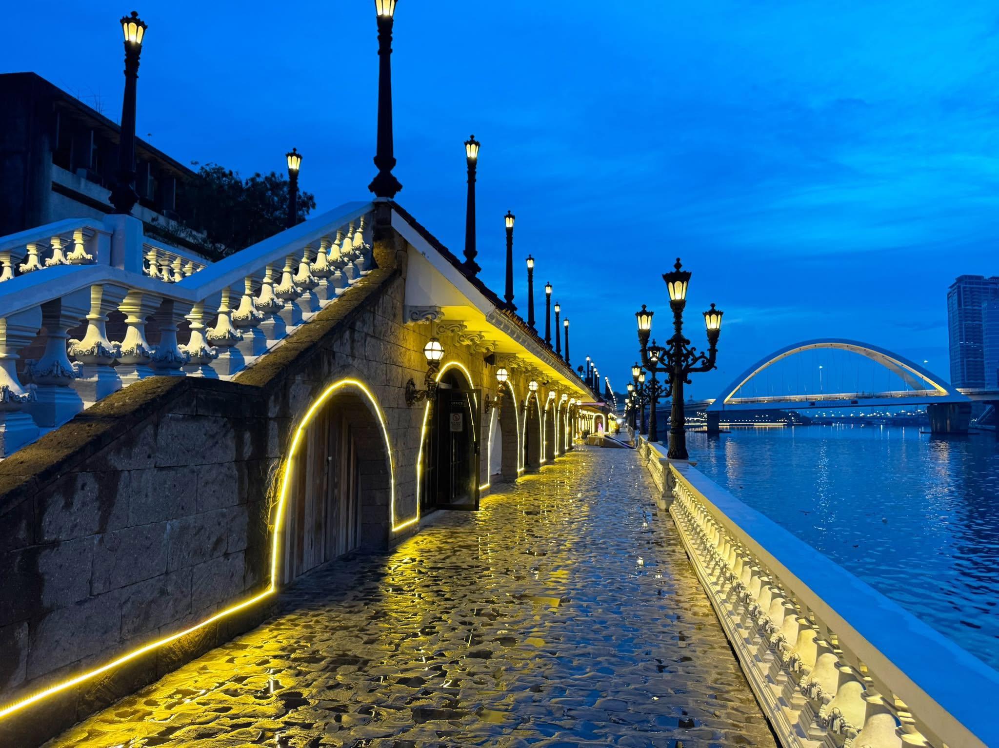 Walk Through History: Intramuros Guided Tour
