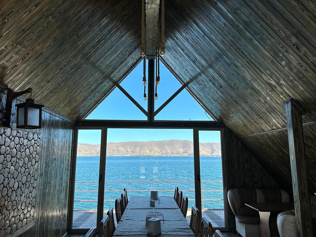 From Yerevan: Khor Virap, Lake Sevan, Scenic lunch 2
