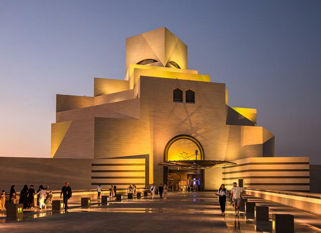Doha: City Tour of All Main Attractions with Transfers 2