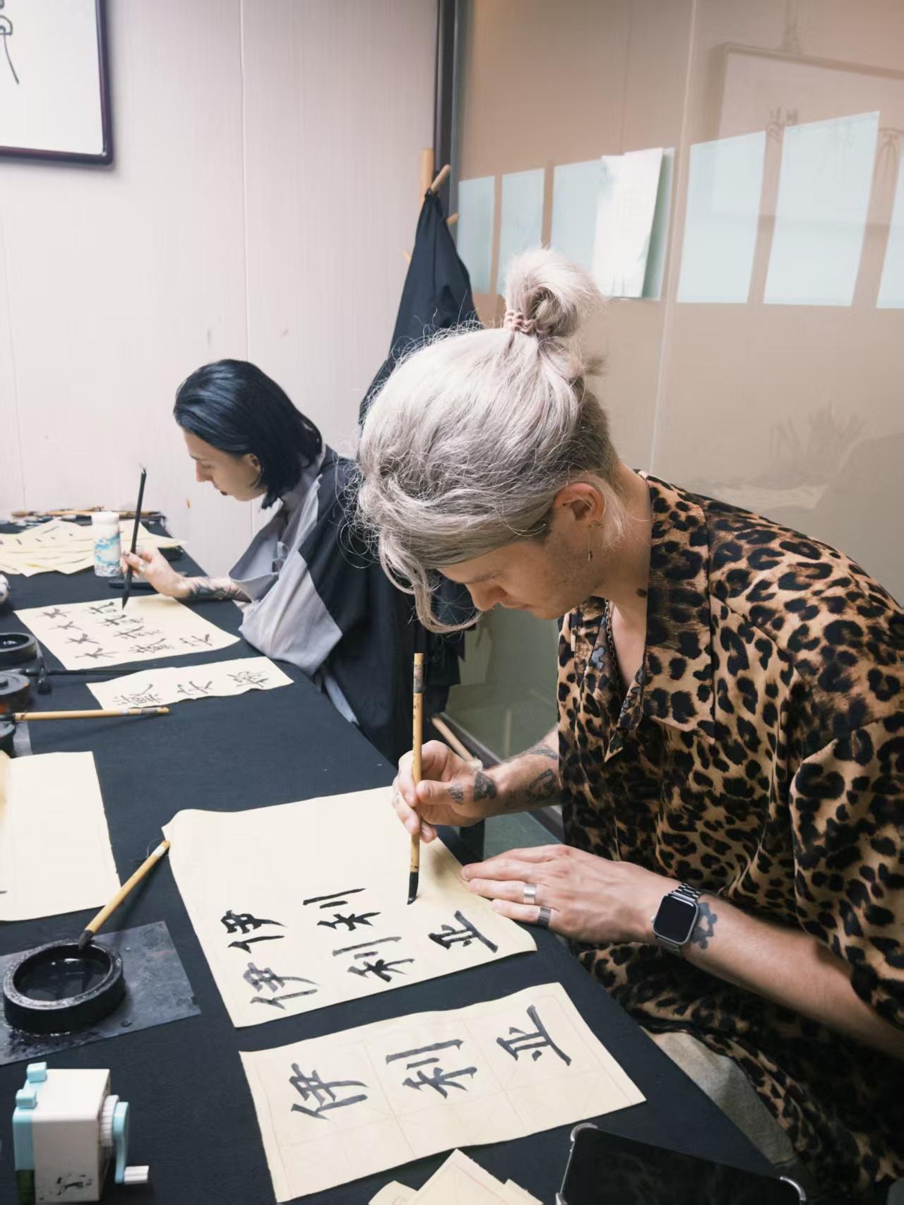 Shanghai: Chinese Calligraphy Experience 3