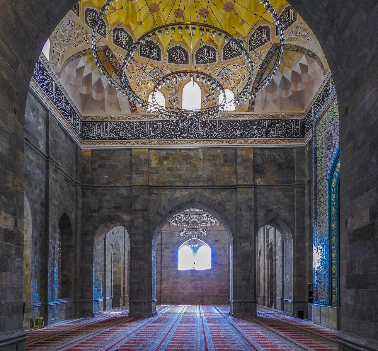2 Days Shamakhi, Lahij, Gabala and Sheki Tour 3