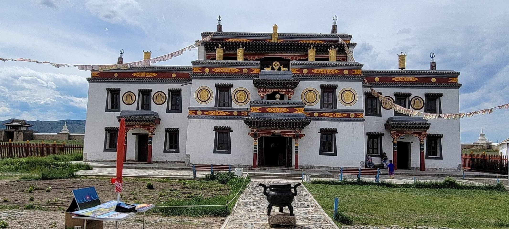 Semi-Gobi, Kharakorum overnight glamping private tour 2