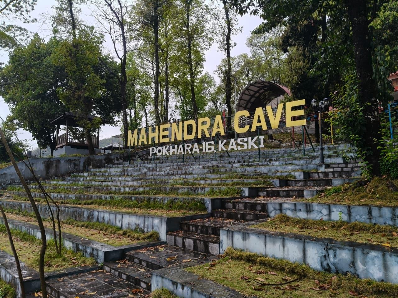 Pokhara: Self-Ride Motorbike Tour with Kayaking or Boating