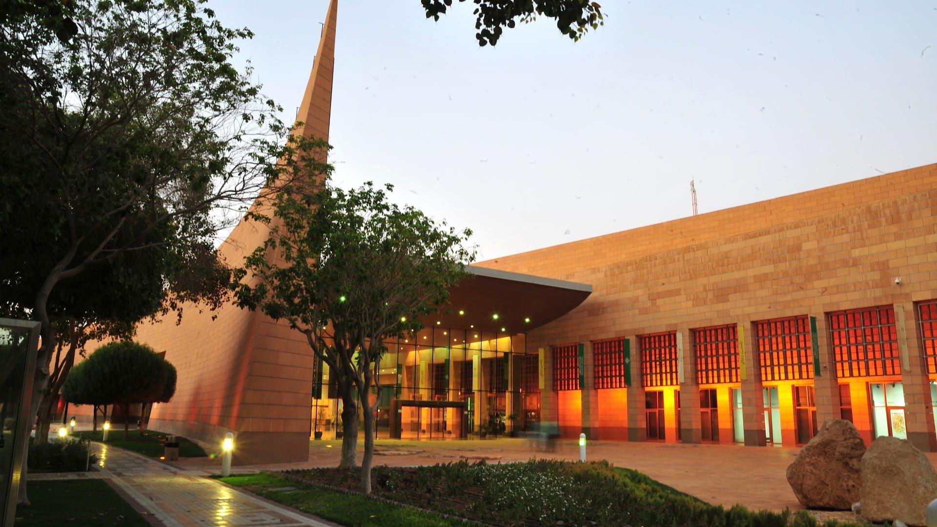 Riyadh: Heritage Tour from National Museum to Souq Ushaiger