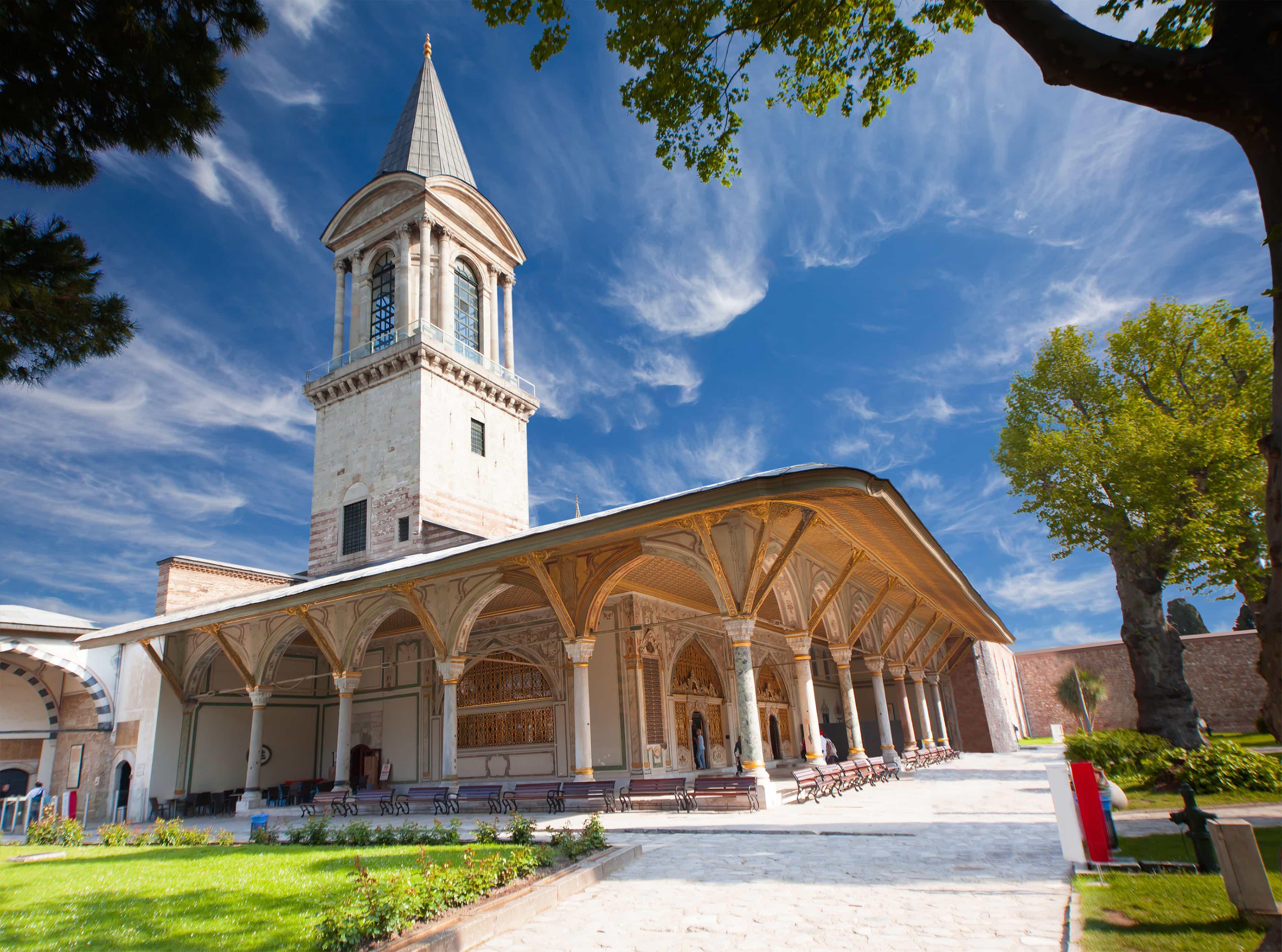 Topkapi Palace Complete Tour: Harem & Hagia Irene Included 3